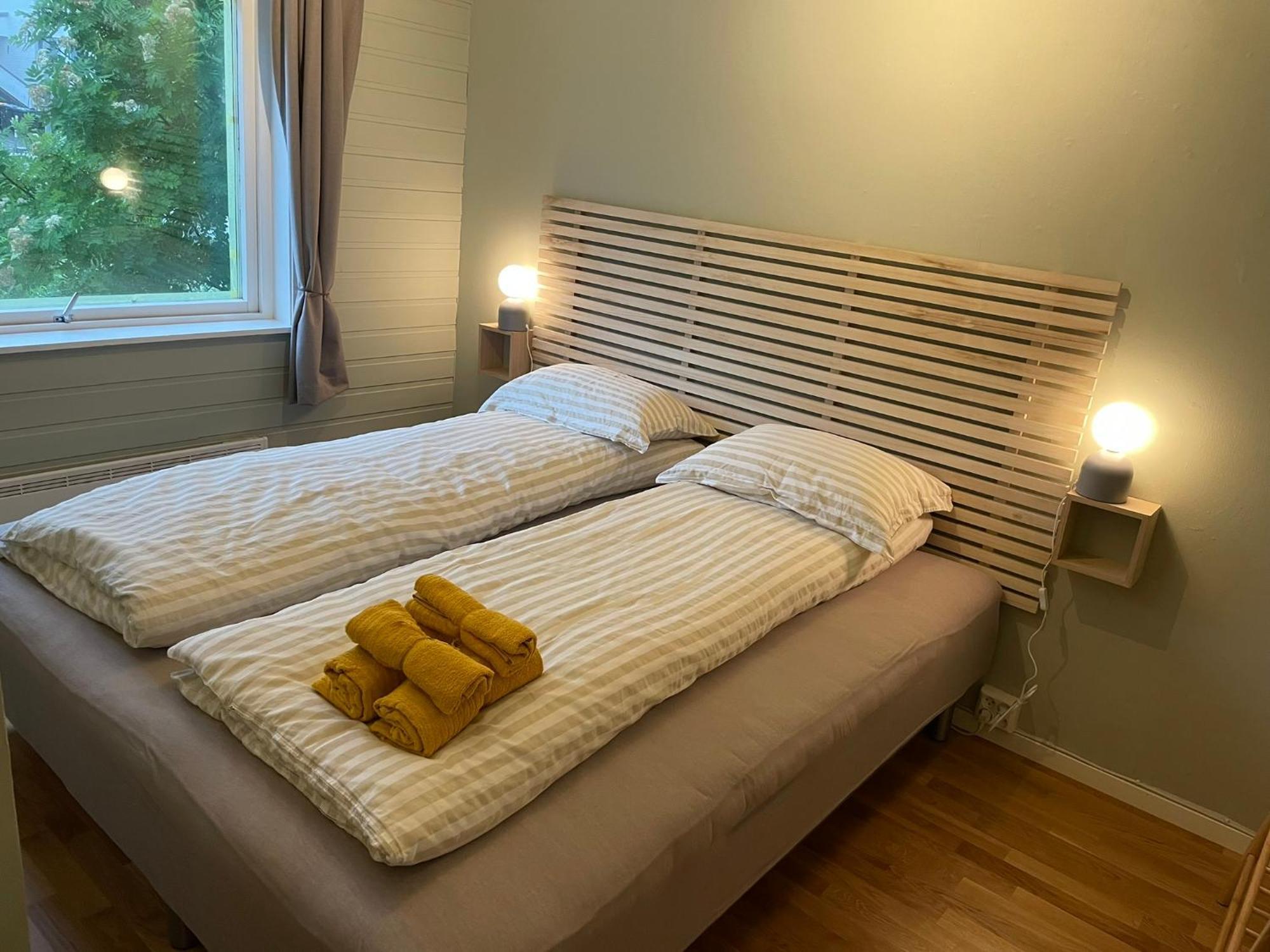 Centrally Located Apartment In Classic Townhouse Tromsø Zewnętrze zdjęcie